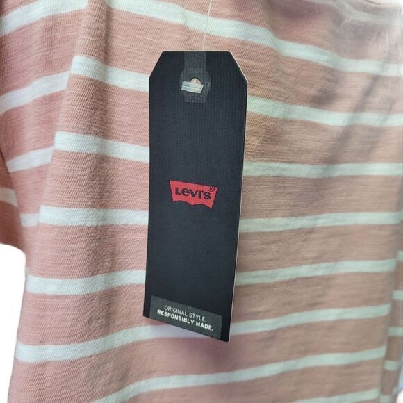 Levi's top - Picture 2 of 5